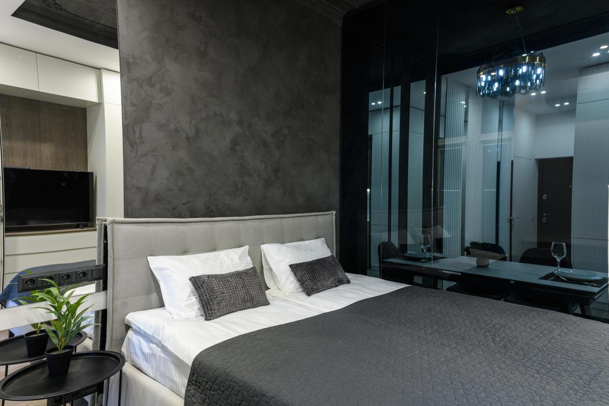 Luxury Apartments Smart House 乌日霍罗德 外观 照片