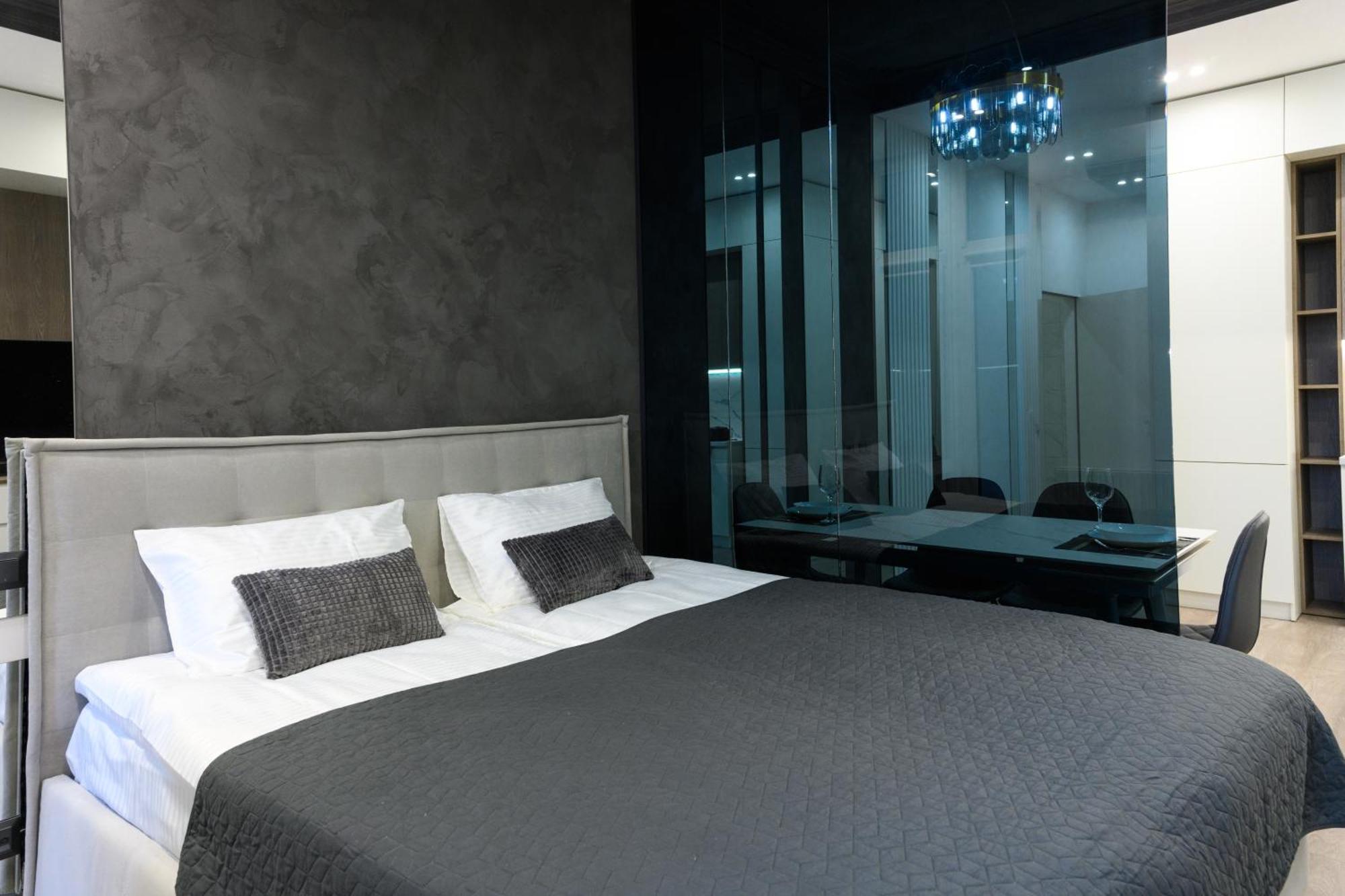 Luxury Apartments Smart House 乌日霍罗德 外观 照片